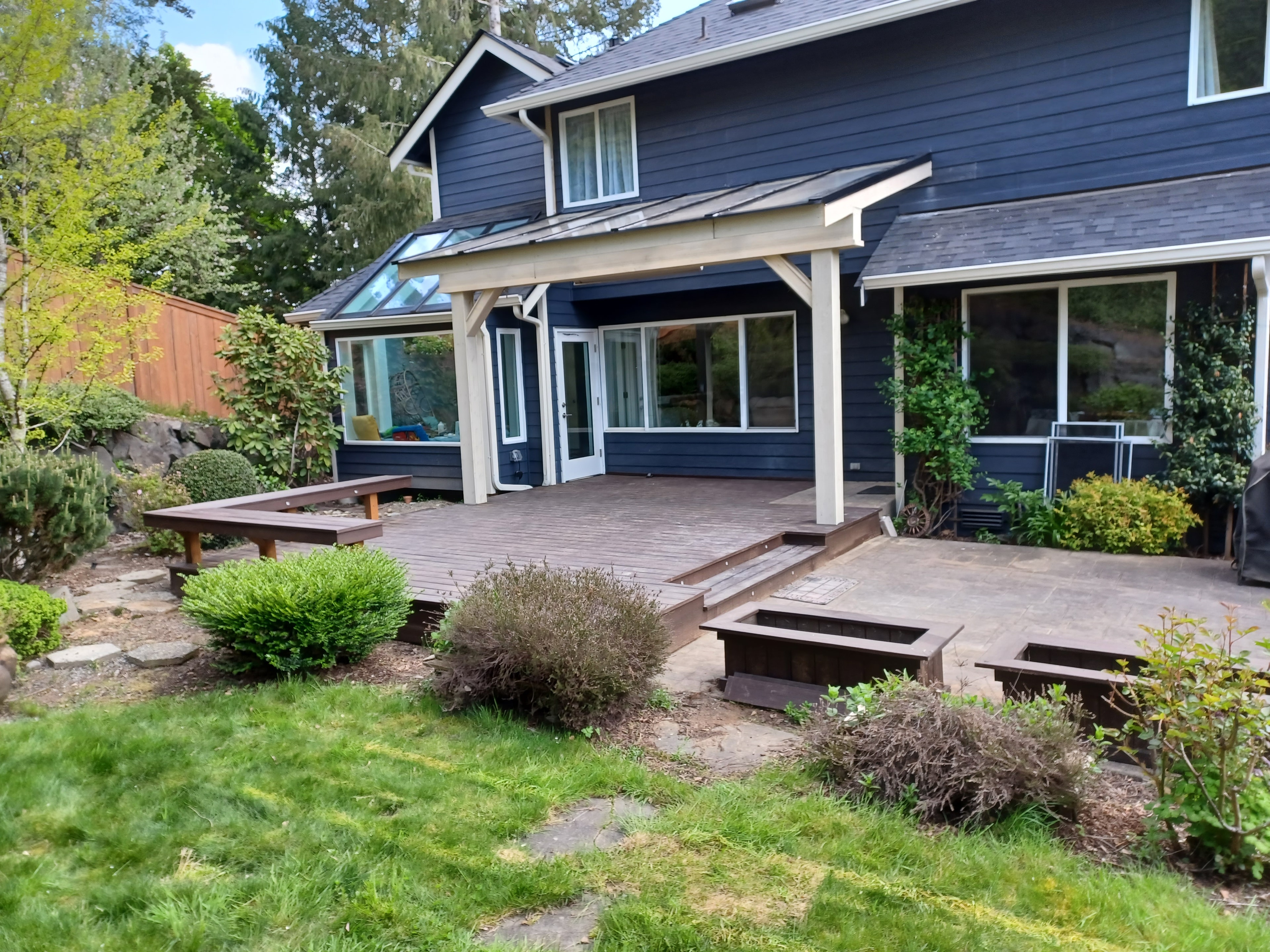 Backyard Deck & Covered Patio